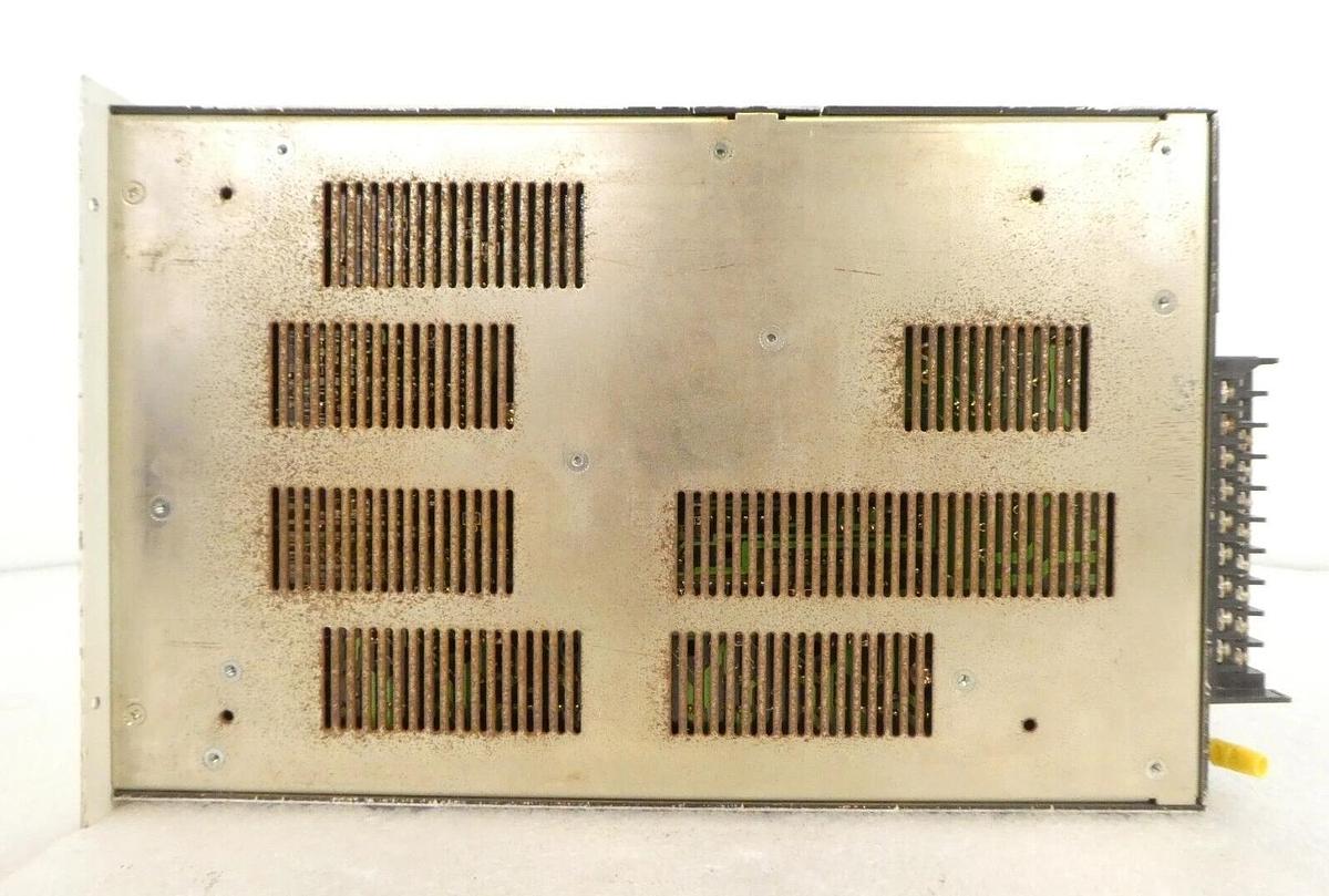 Used SCU Seiko Seiki SCU-21D Turbomolecular Pump Controller Dented Tested Working