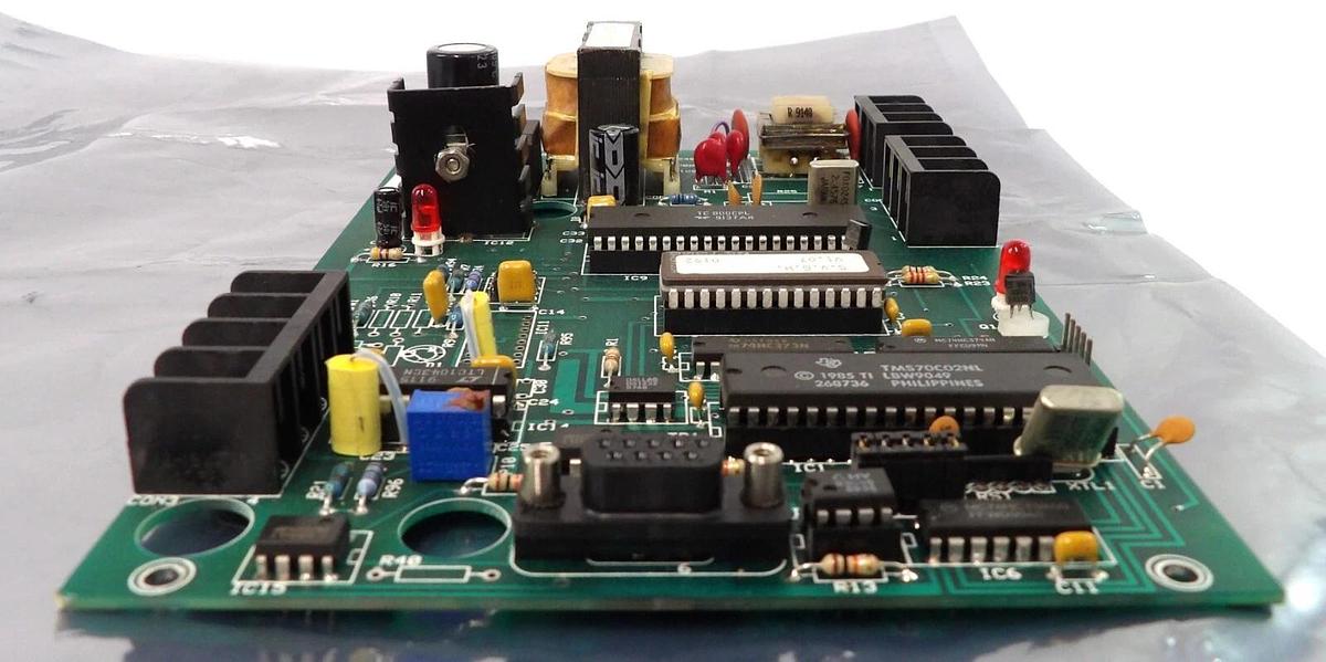 Used Thermalogic 121-188 Processor PCB 718-525 Working Surplus