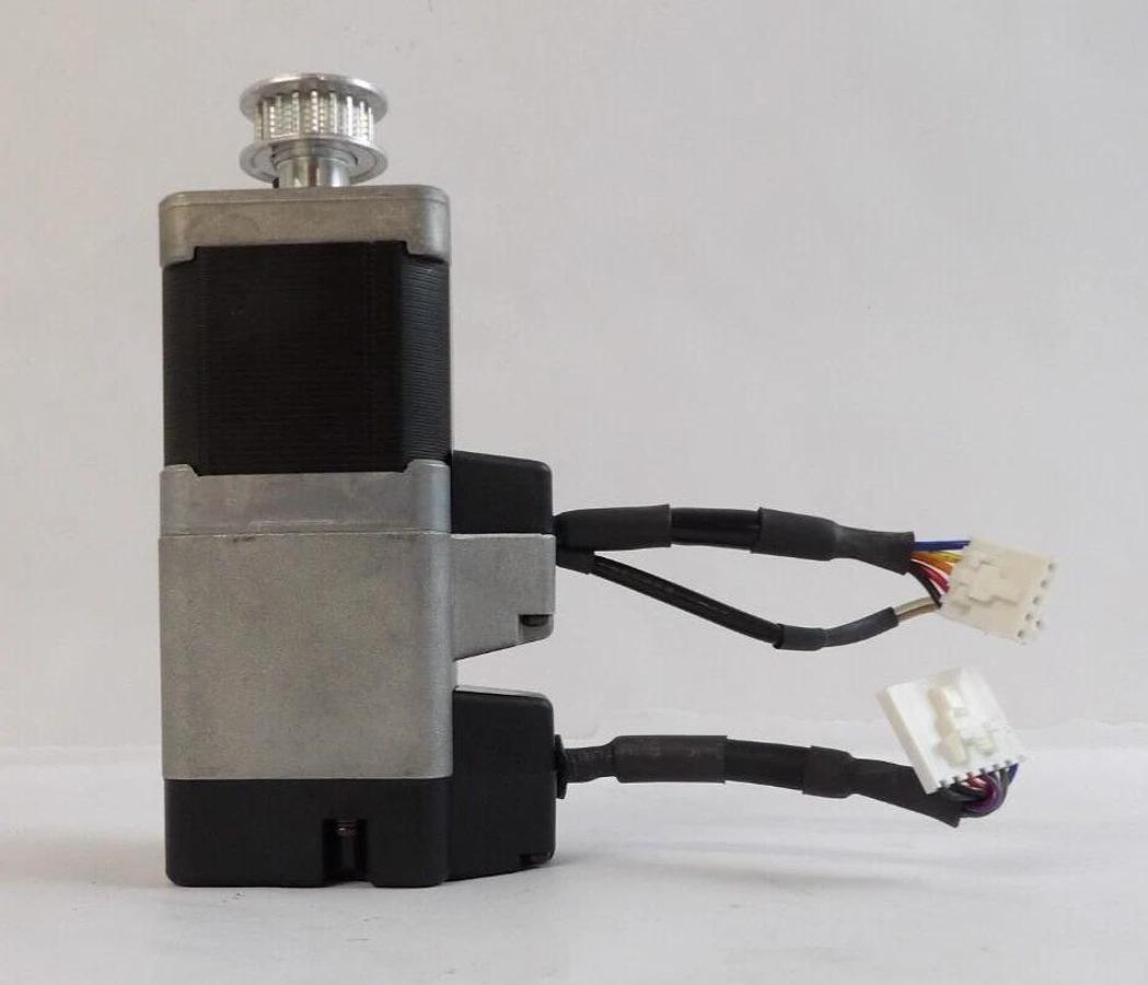 Used Sanyo Denki 103H5510-70E9 Stepper Motor StepSyn Reseller Lot of 6 Working