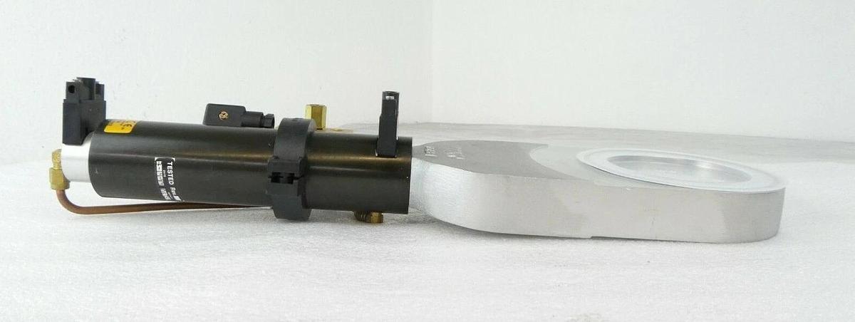 Refurbished VAT 08040-FA44-0002 Insertable Gate Valve Series 08 Varian XC370067 Refurbished