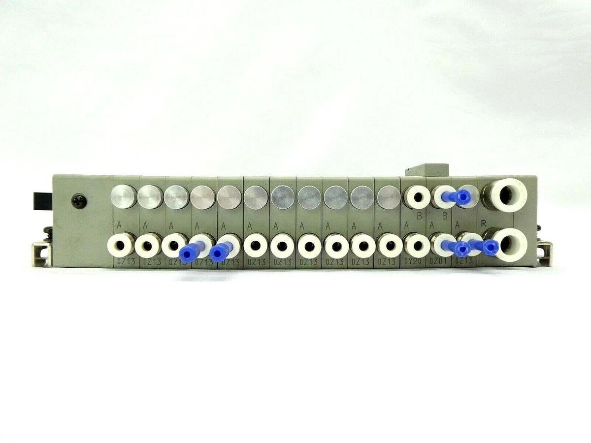 Used CKD N4S0 14-Port Pneumatic Manifold Right N4S0-T50 N3S010 Lot of 5 Working