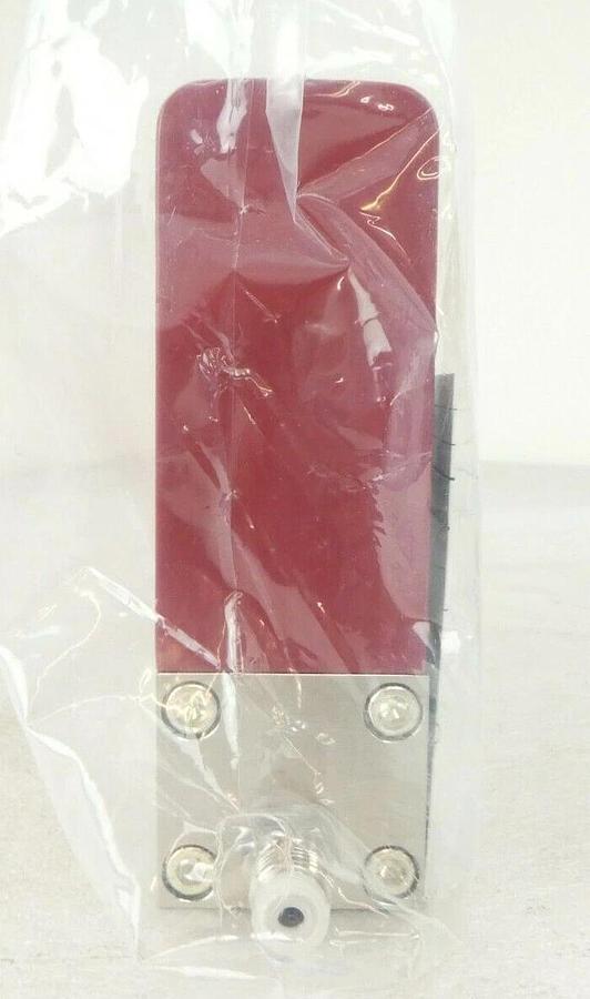 STEC SEC-7455M Mass Flow Controller MFC Mattson Technology 37100438 New Surplus