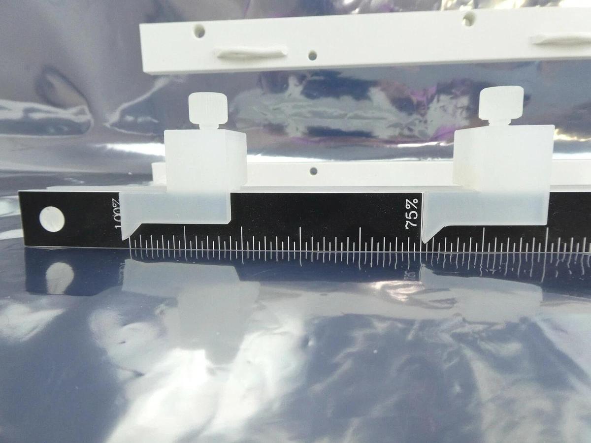 SCP Santa Clara Plastics 4951374A-00 Preweigh Sight Tube Scale New Surplus