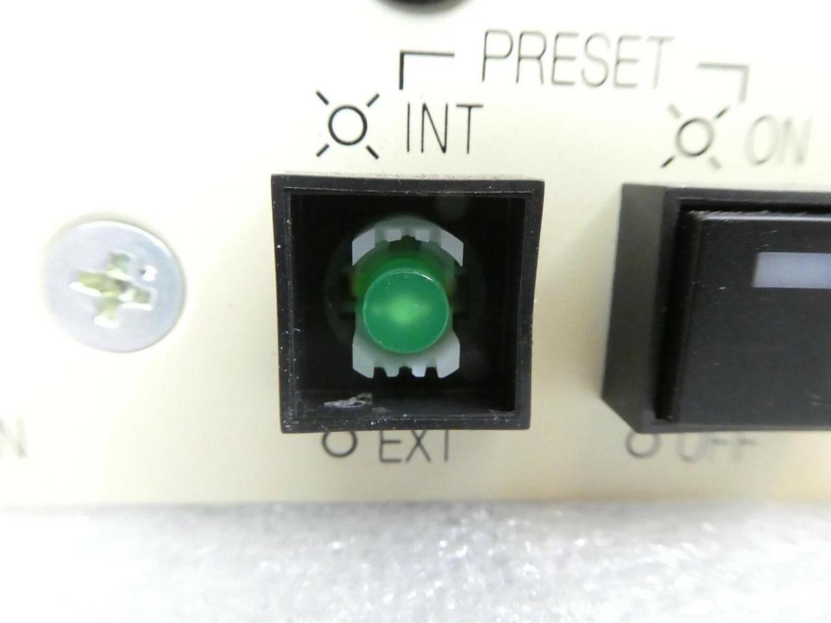 Used Pearl Kogyo ZDK-916L2C-P Tuner Controller Hitachi M-712E Etcher Damaged As-Is