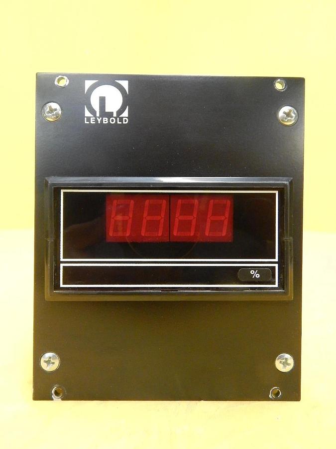 Used Leybold Vacuum 72142057-C Digital Temperature Gauge Meter Used Working
