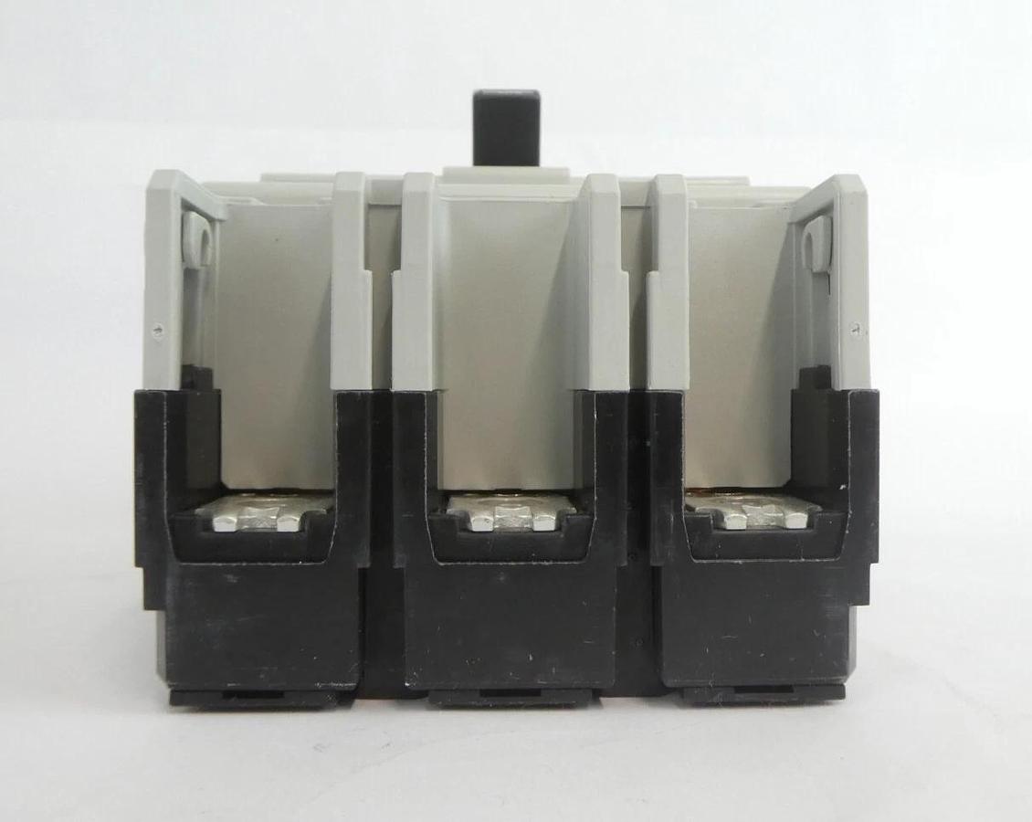 Fuji Eletric EW125JAGU 3-Pole Industrial Circuit Breaker Lot of 4 New Surplus