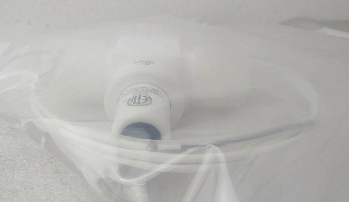 Entegris 4100-030G-F04-B06-A-P1-U1 Single Port Pressure Transducer New Surplus