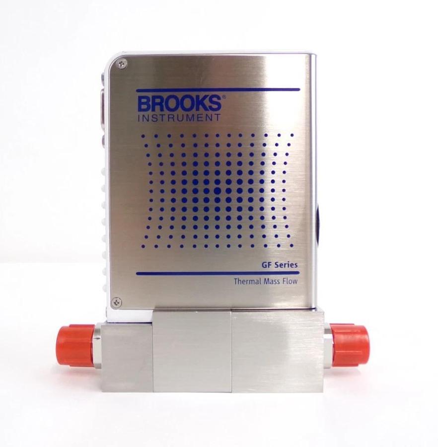 Brooks Instrument GF100C-105747 Mass Flow Controller MFC Lot of 2 New