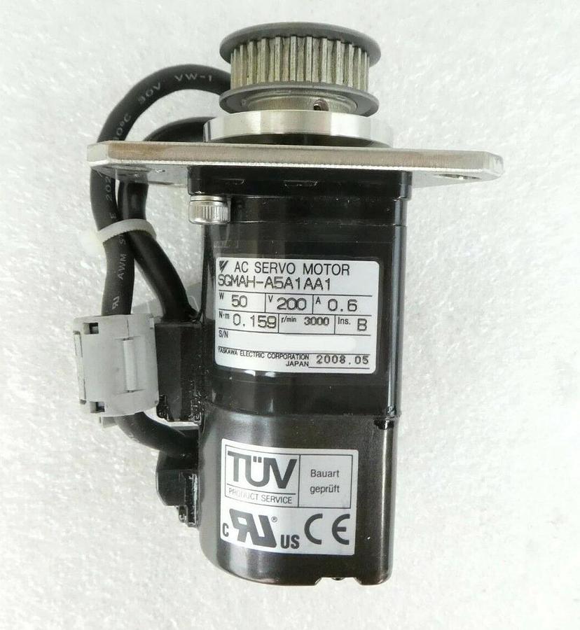 Used Yaskawa Electric SGMAH-A5A1AA1 Reseller Lot of 6 Nikon NSR FX-601F Working Spare