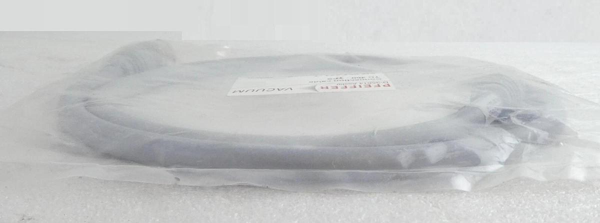 Pfeiffer Vacuum PM 061 524-T Connection Cable TC 400-TPS New Surplus