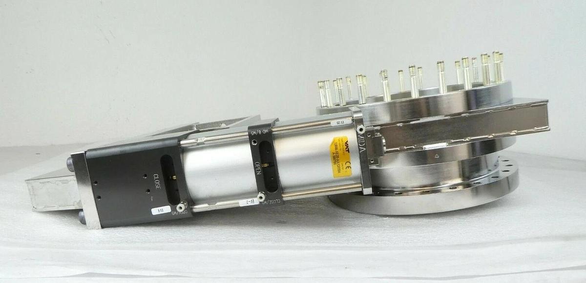 Used VAT 18046-XE28-AAX2 UHV Ultra High Vacuum Chamber Gate Valve AMAT Working