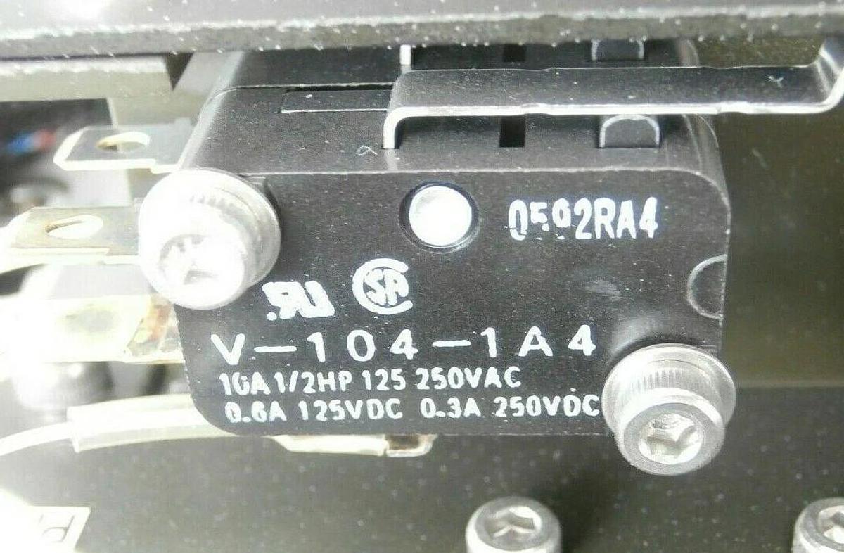 Used Hitachi Wafer Prealigner Assembly I-900SRT Wafer Defect Inspection Working Spare