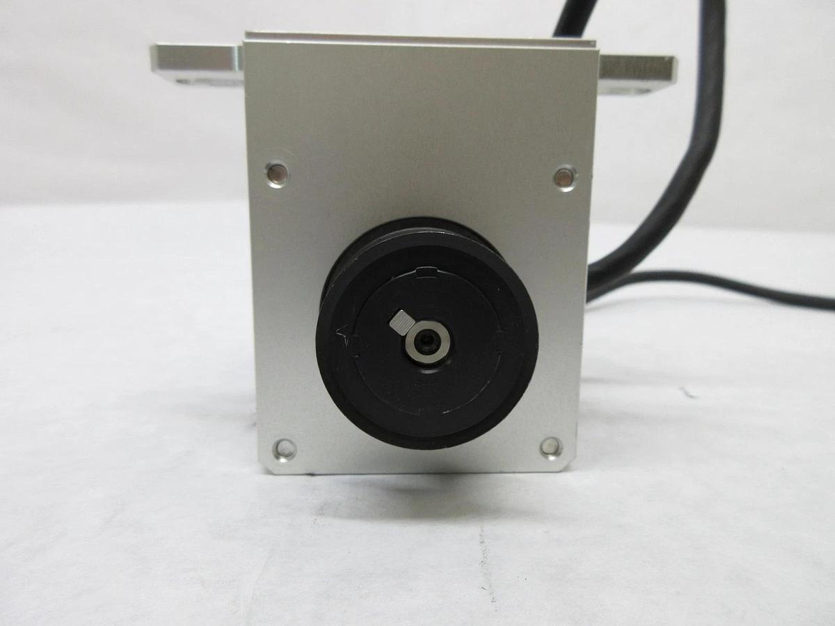 Used Oriental Motor A4886-9215KM 5-Phase Stepping Motor VEXTA Reseller Lot of 2 Used
