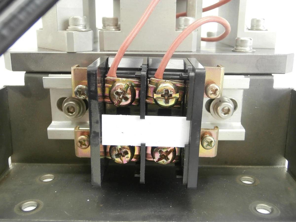 Used Horiba Fiber Optic Light Source Assembly with Cables PD-201A Used Working