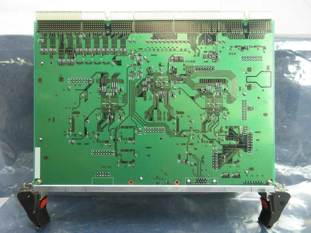 Used Lasertec C-100753B Processor PCB Card EDGE DET Y C-100752B EDGE_DET2 Used