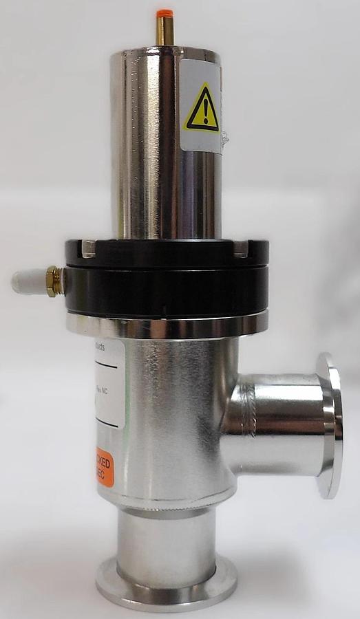 Used Nor-Cal Products 3870-01383 Pneumatic Angle Valve NW40 AMAT Working Surplus