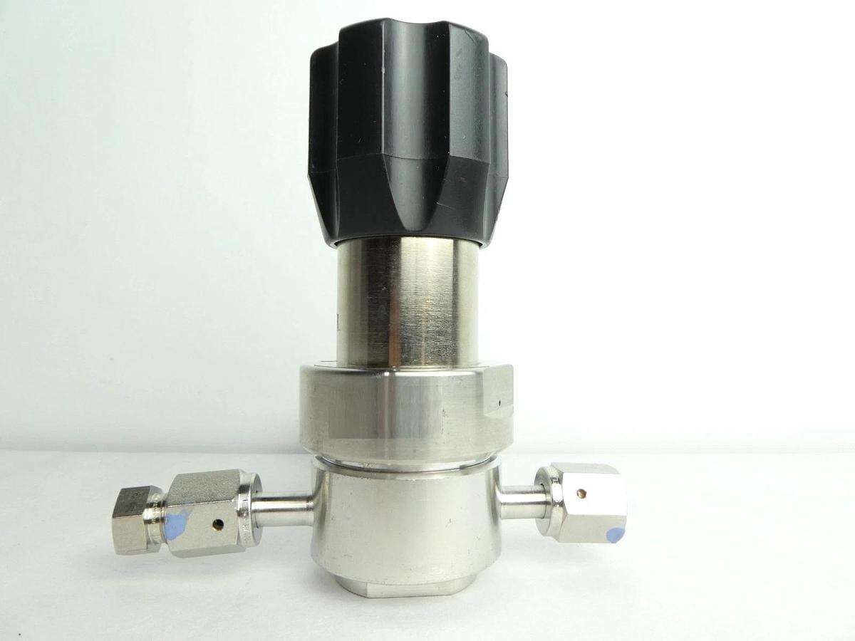 Refurbished AP Tech AP1010SM 3PW FV4 FV4 FV4 Regulator Valve With Gauge Refurbished