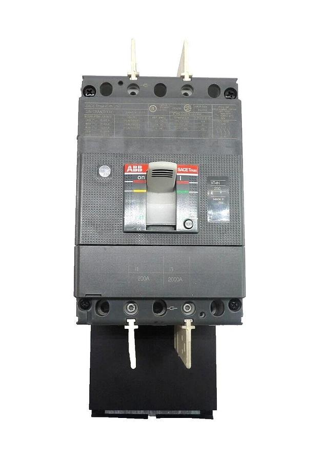 Used ABB SACE TmaxXT4N 250 3-Pole Circuit Breaker XT4N 250 Reseller Lot of 6 Working