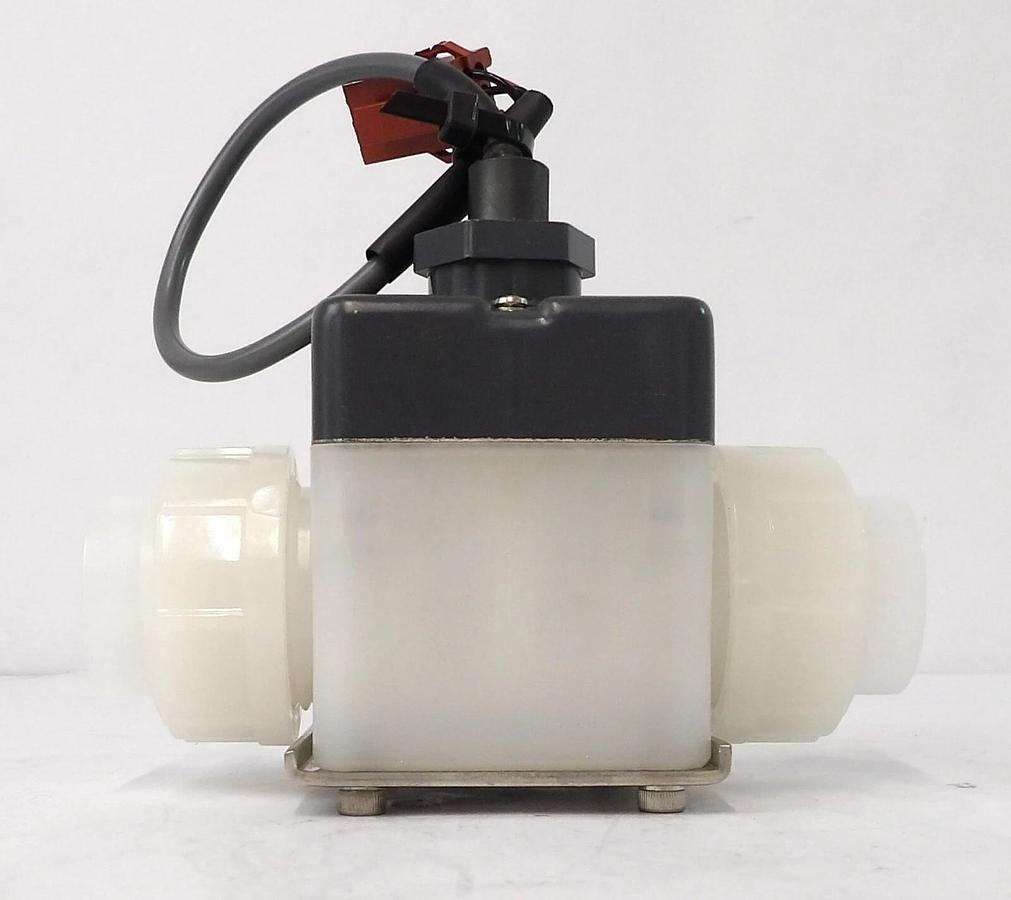 Data Industrial 8411515-9022 Flow Sensor 0-12 GPM Reseller Lot of 6 New Surplus
