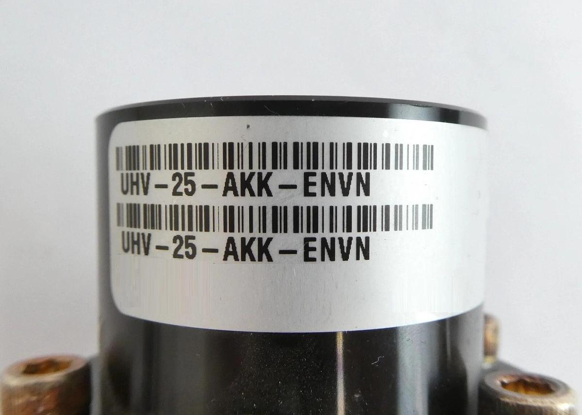 Used MKS Instruments UHV-25-AKK-ENVN Pneumatic Angle Vacuum Valve Lot of 4 Working