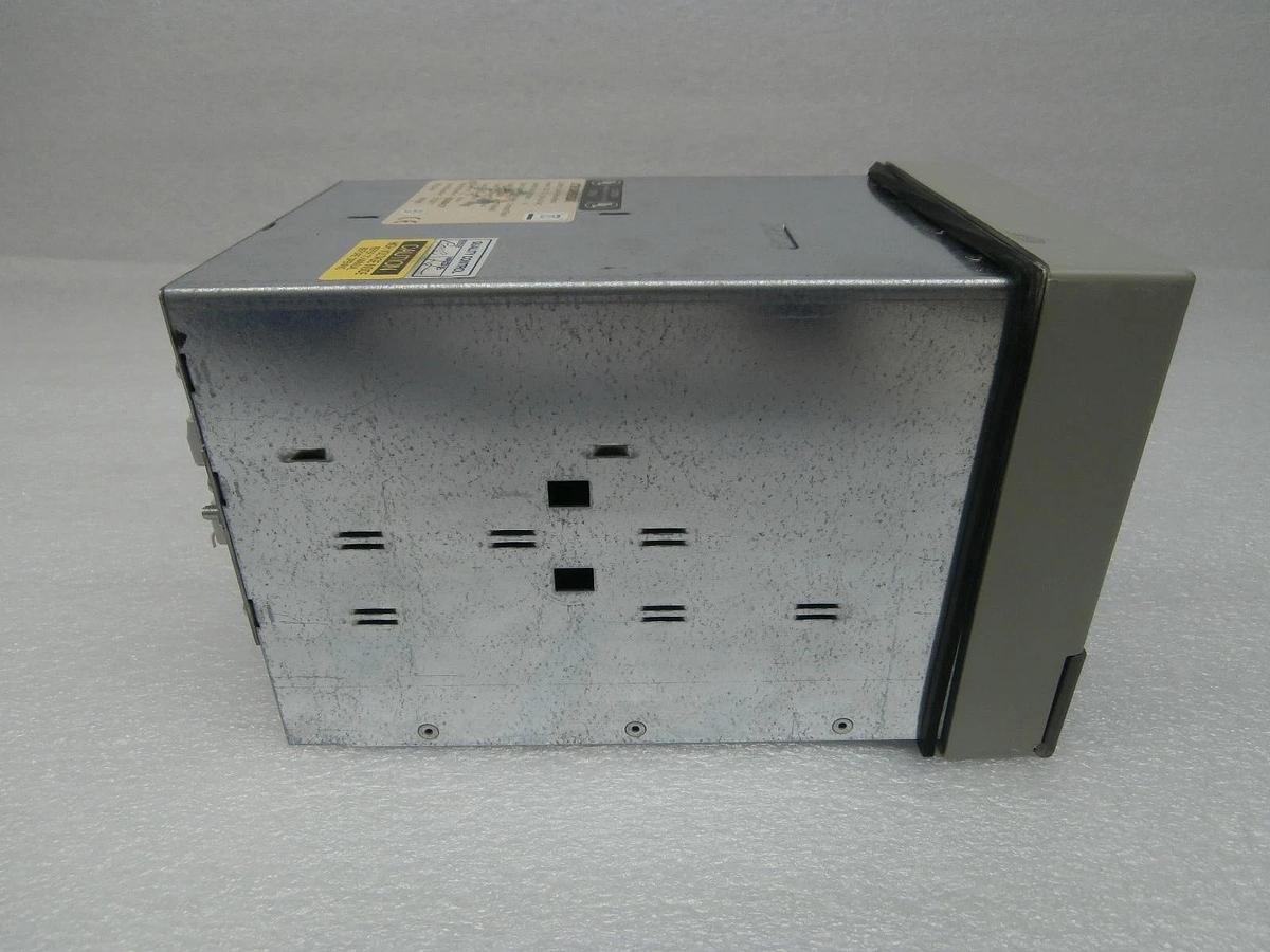 Used Omega RD8804CD Paperless Recorder and Data Acquisition System RD8800 Used