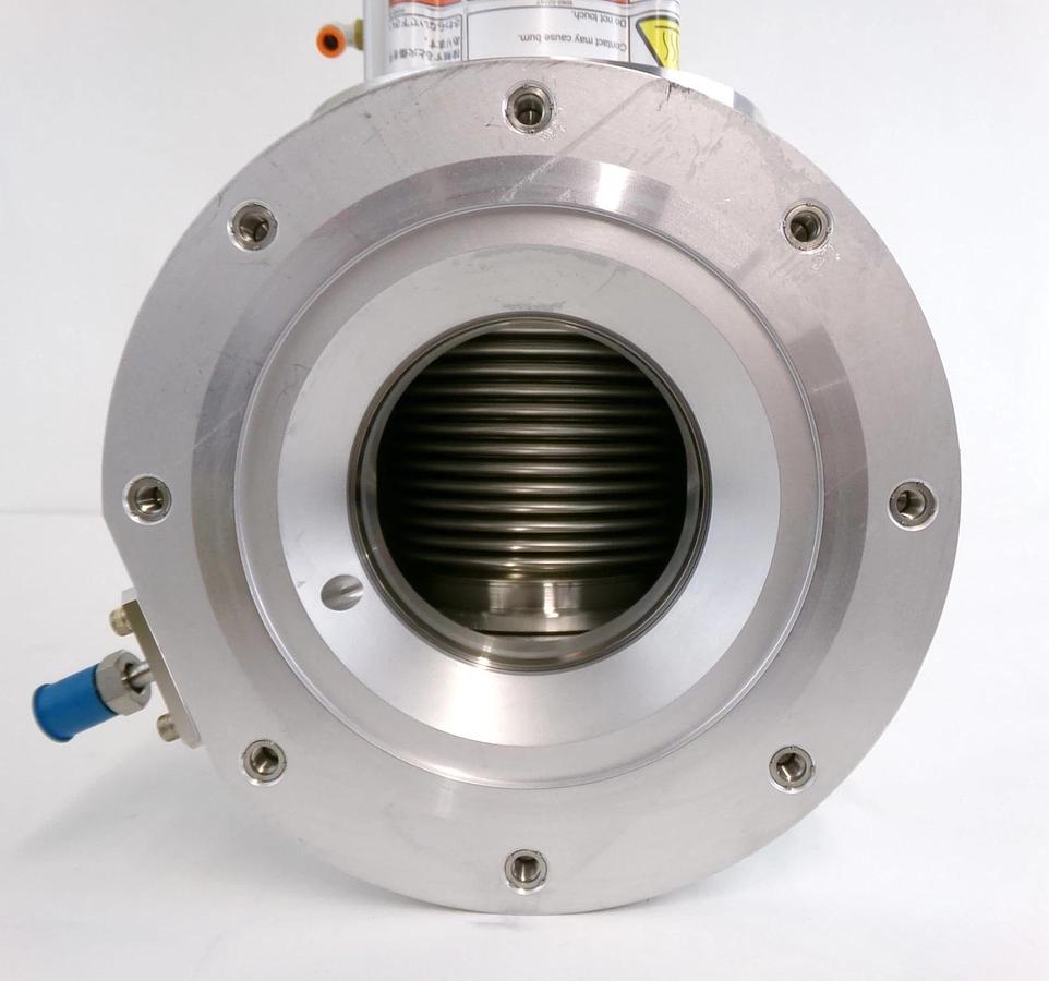 VAT 26440-QA21-CML1 High Vacuum HV Angle Valve Bellows Series 26 New Surplus