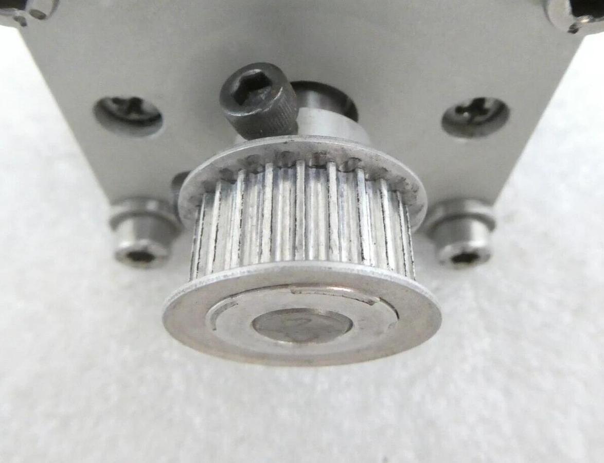 Used Magmotor Technologies 720102811 Automation Servo Motor 21231 HEDS-5500 Working