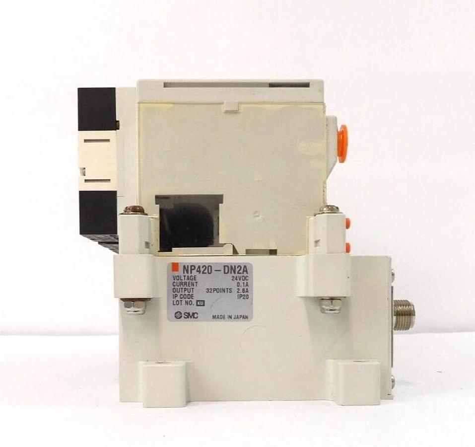 Used SMC VV5Q11-16-X1380 16-Port Pneumatic Manifold NP420-DN2A AMAT Working