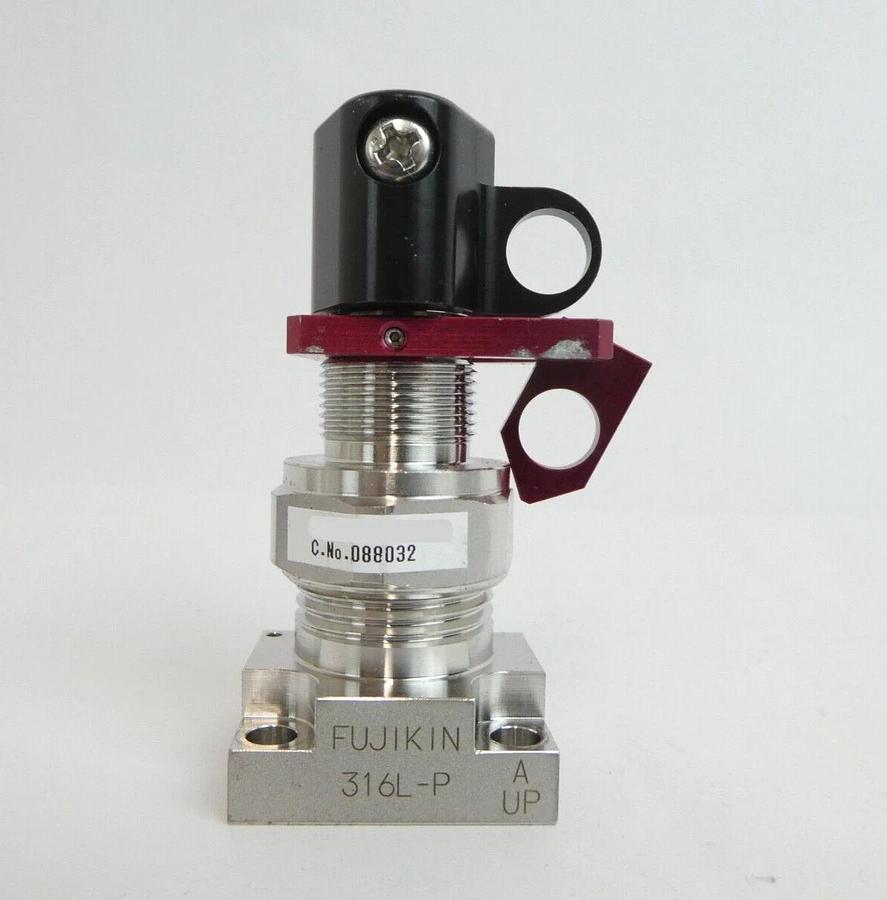 Used Fujikin 088032 2-Port Manual Diaphragm Valve 316L-P Lot of 65 Working Surplus