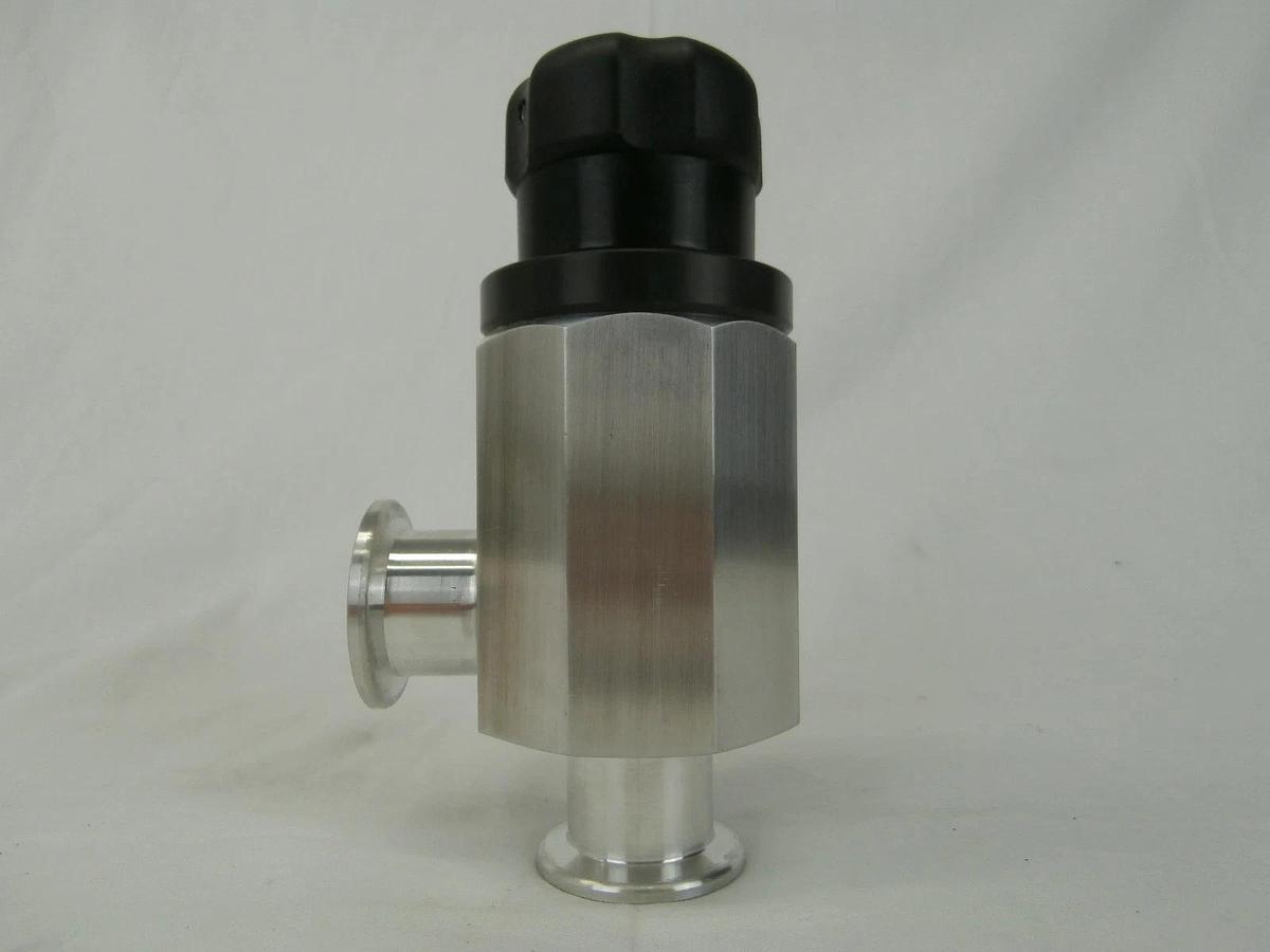 Used VAT 26328-KA01-0001 Manual Right Angle Vacuum Valve Used Working