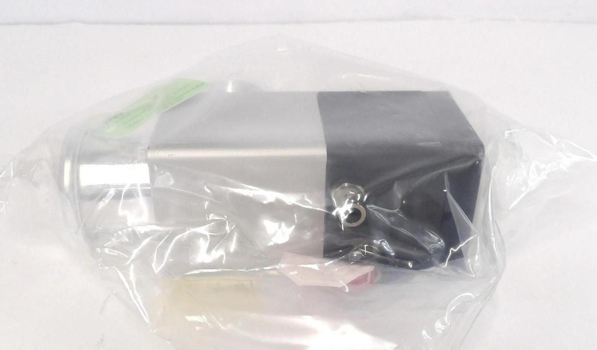 Used VAT 29032-KA11-ACA2 Angle Valve AMAT Applied Materials 0190-46944 New Surplus