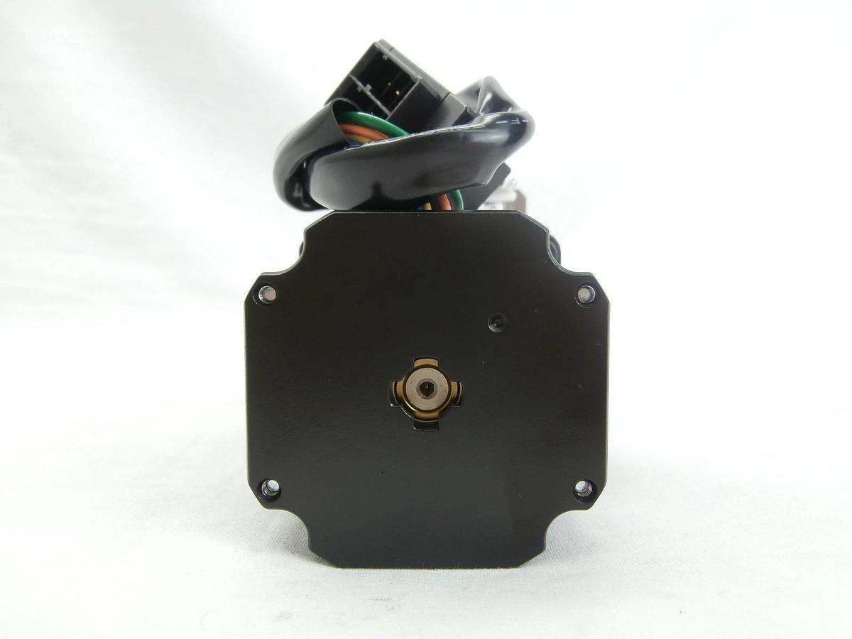 Used Sanyo Denki 103F7851-80HXL4 Stepping Motor StepSyn Actuator RH-14-50-CC-SP Used