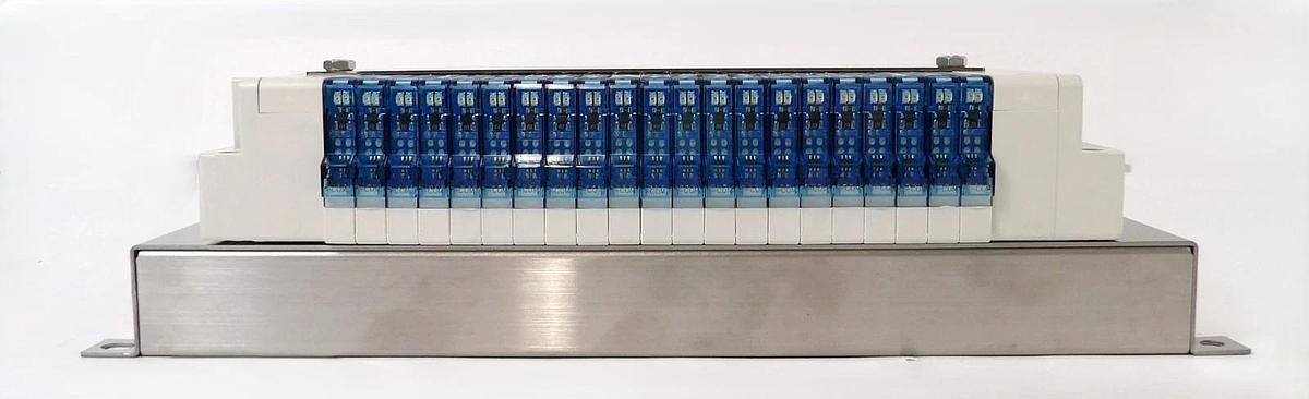 Used SMC IN587-21 21-Port Pneumatic Manifold SJ2A60T-5NFZ-N1-X21 AMAT New Surplus