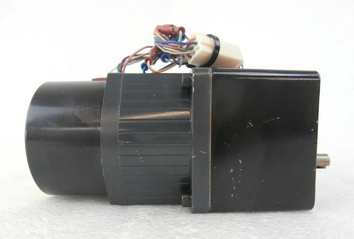 Used Oriental Motor A4244-9515NGMM 5-Phase Stepping Motor VEXTA Working Surplus