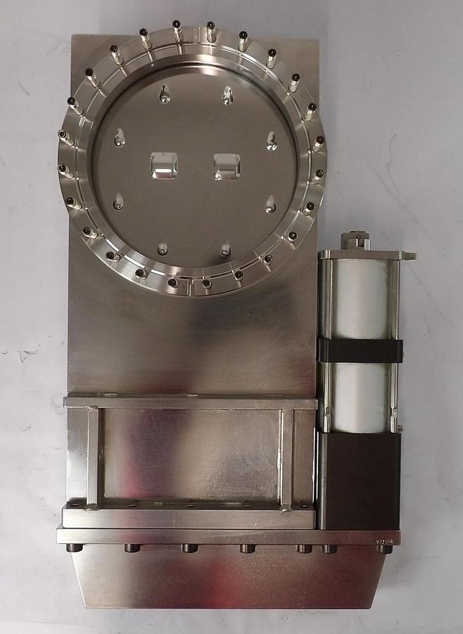 Used VAT 10846-UE24-ALK1 UHV Ultra High Vacuum Gate Valve No Sensor Working