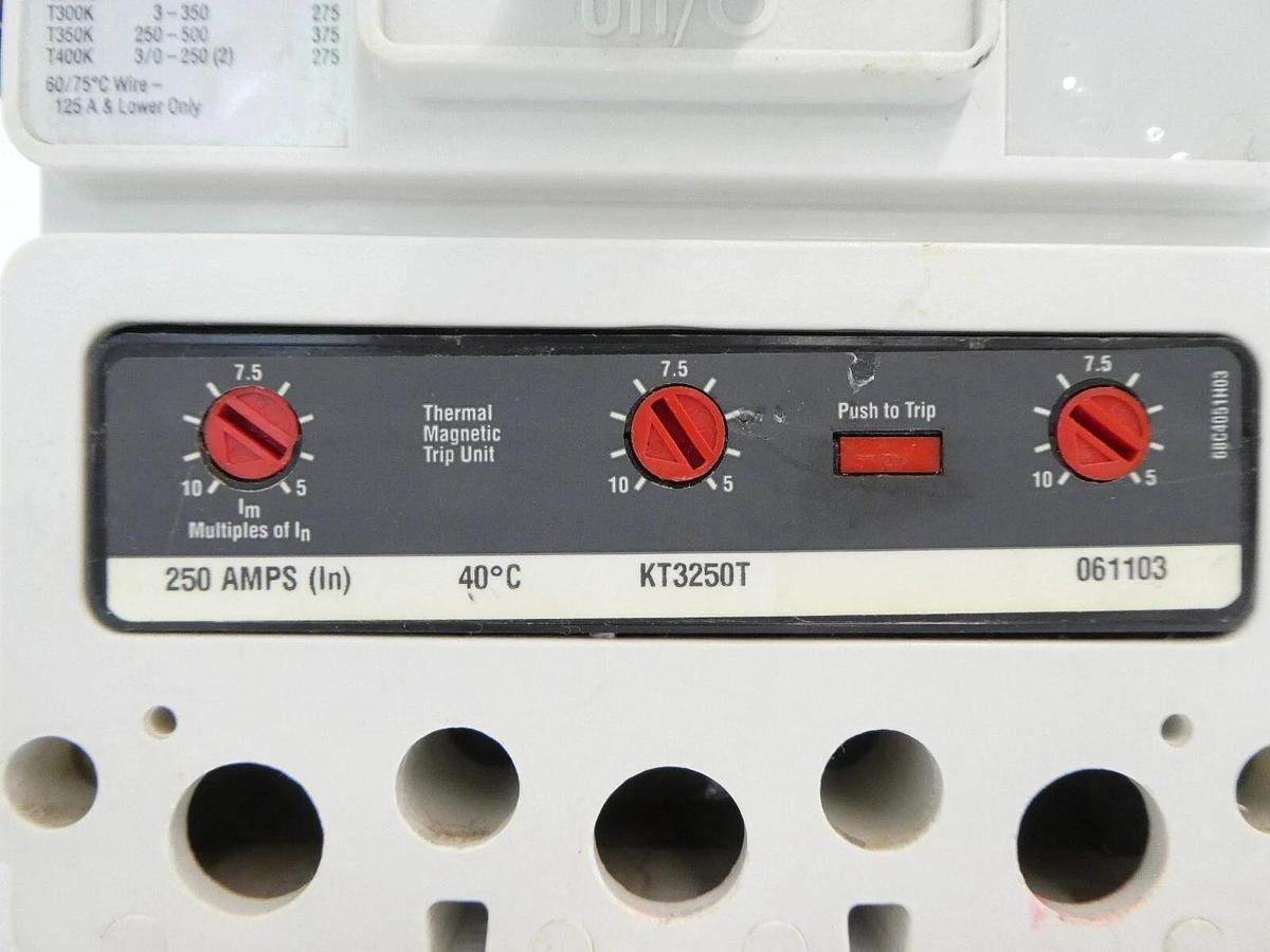 Used Eaton KD3400F 3 Pole Industrial Circuit Breaker KD 35k KT3250T Working Spare