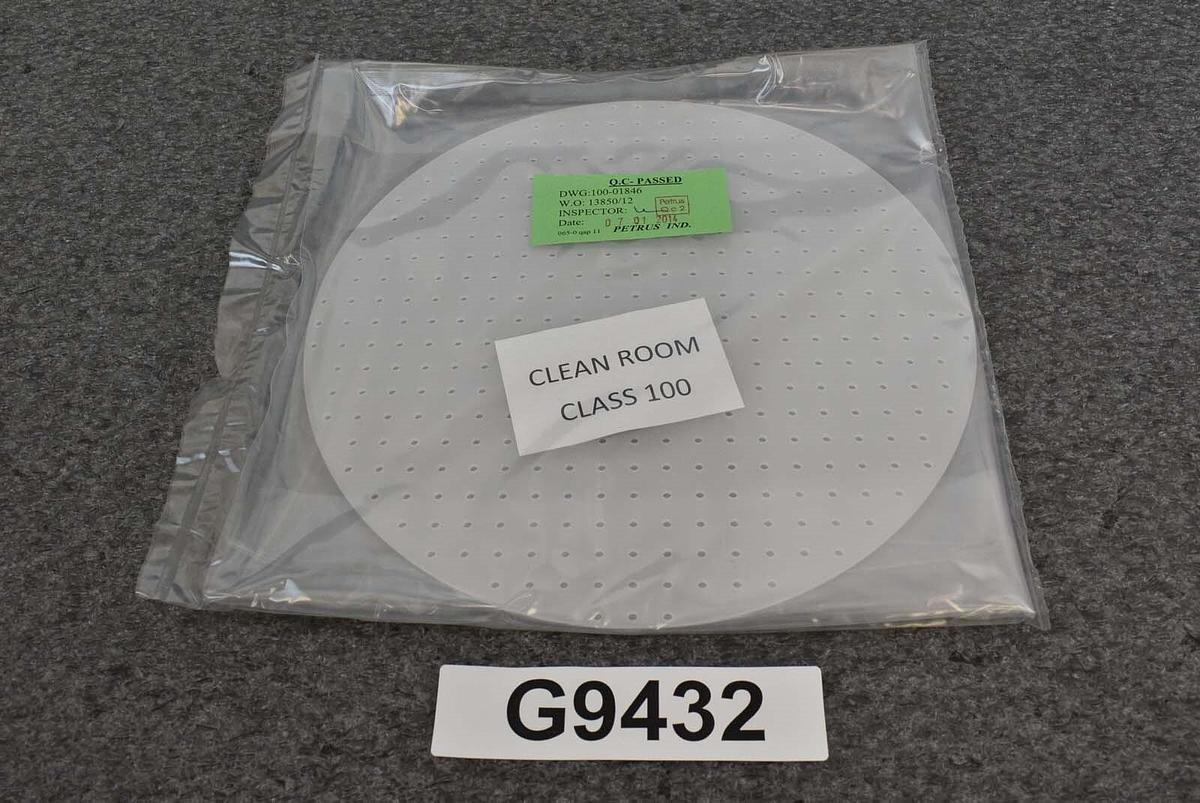 Used Novellus Gasonics 6931900 Quartz Plate Showerhead 200mm