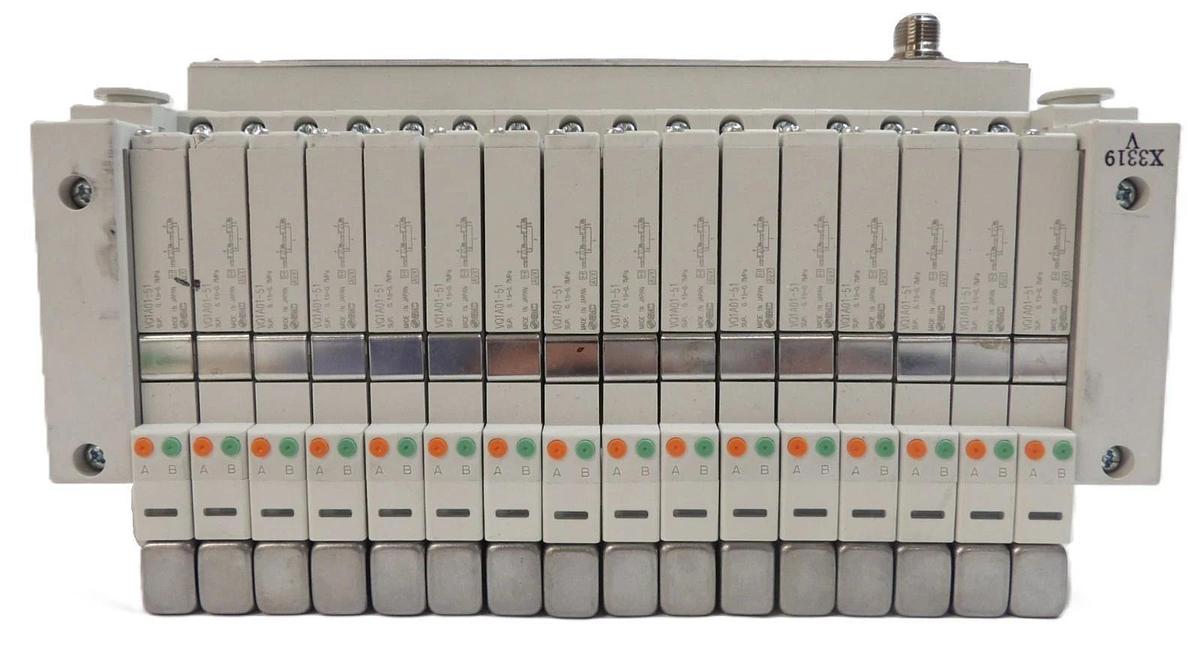 Used SMC VV5Q11-16-X3319V 16-Port Manifold Module EX420-SDN2-X4 Working