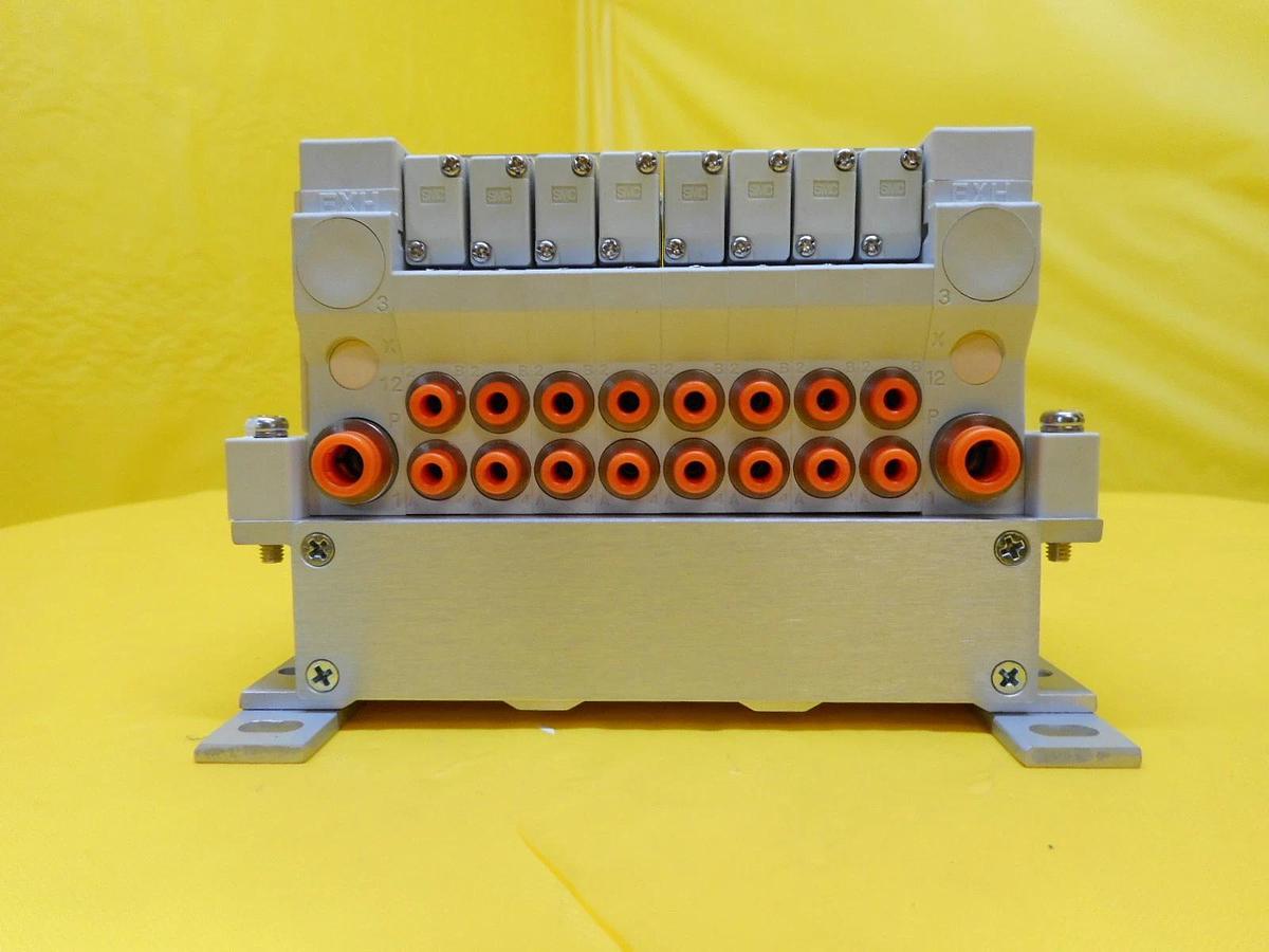 SMC VV5Q11-08-DAJ00899 Pneumatic Manifold VQ1A01NY-5 ASM 50-125207A17 New