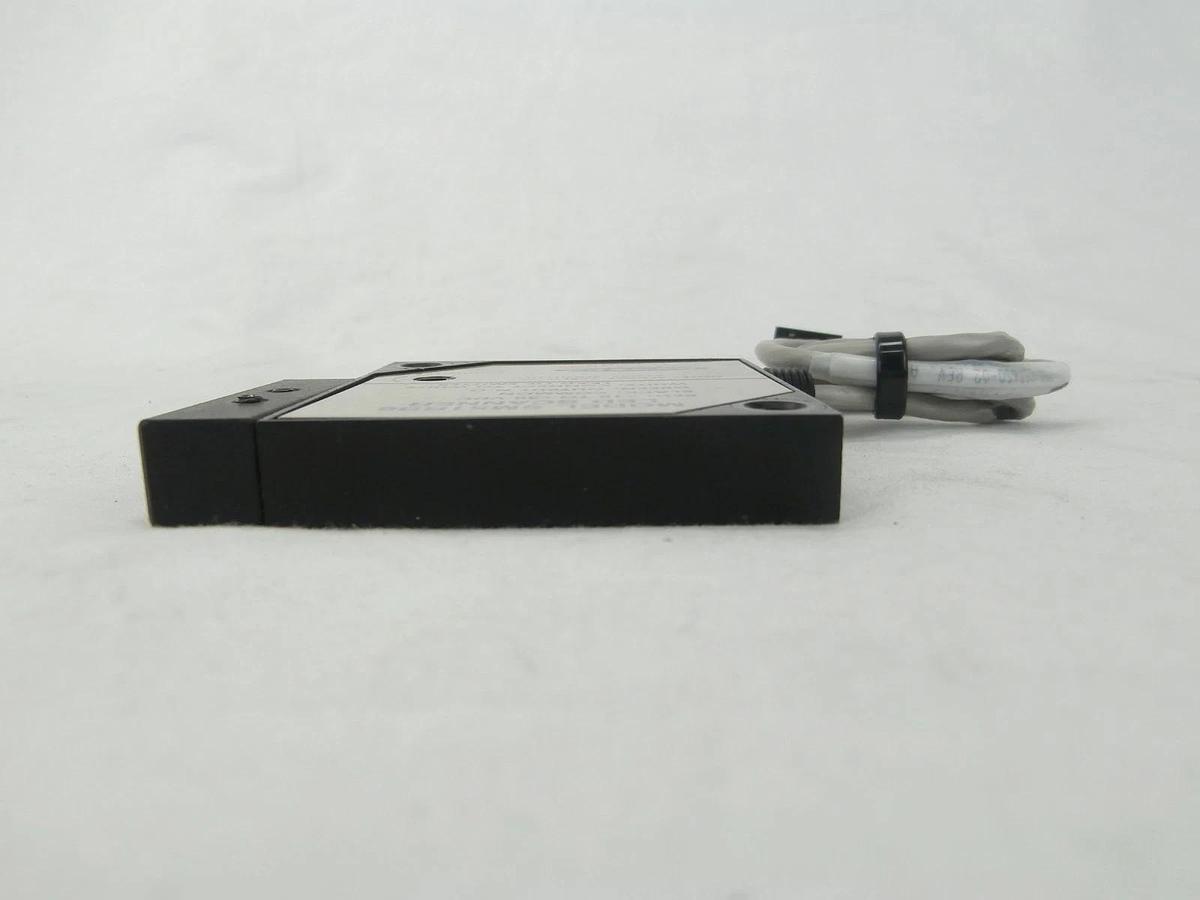 Used Banner SM51RB6 LED Scanner R/H Receiver KLA Instruments 750-657650-02 2132 Used