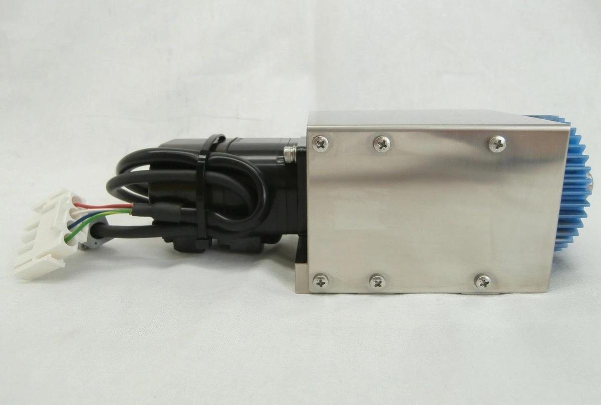 Used Yaskawa Electric SGMAH-A3BBA2S AC Servo Motor Gear Assembly Used Working