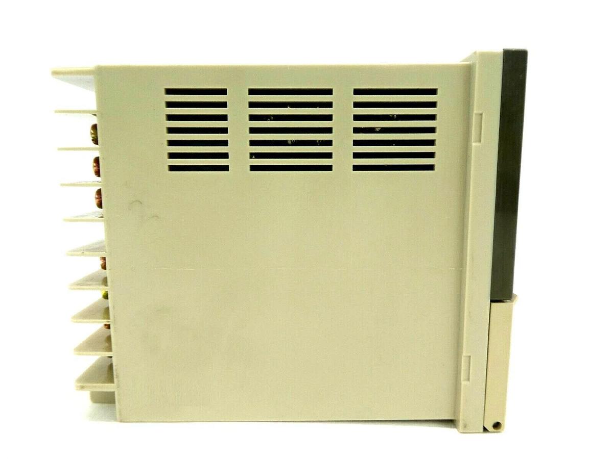 Used Omron E5AX-LA02 Digital Process Temperature Humidity Controller °C Working Spare