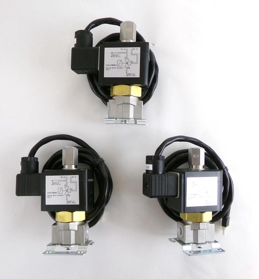 CKD FWG51-8-4-D2G Solenoid Valve Lot of 5 New Surplus