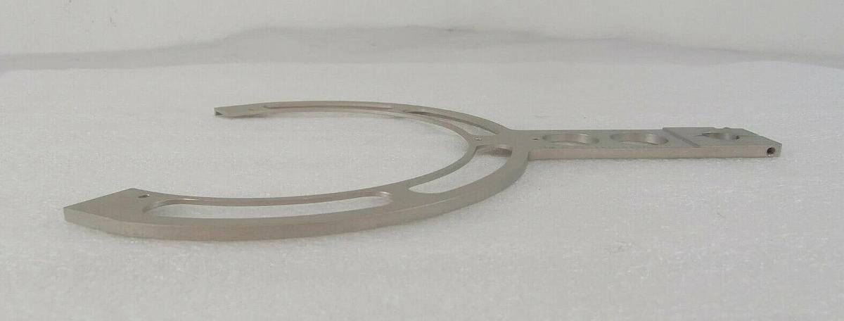 Used Lam Research 715-130080-008 200mm Robot Arm End Effector Fork 4420 Working Spare