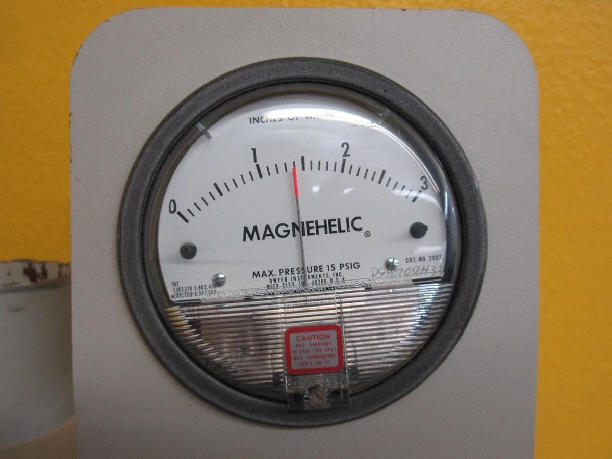 Used Matheson SEMI-GAS GSM-468 Gas Safety Monitor Cabinet SGS Halocarbon 14 CF4 Used