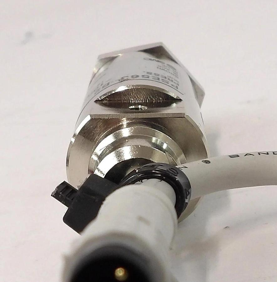 Used SMC PSE563-B2 Fluid Pressure Sensor Reseller Lot of 2 Working Surplus