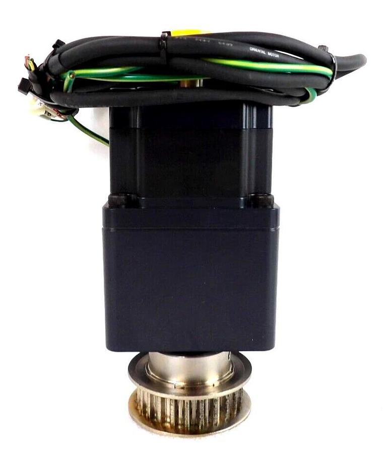 Used Oriental Motor Company PK596BW1-T30 5-Phase Stepping Motor VEXTA Surplus