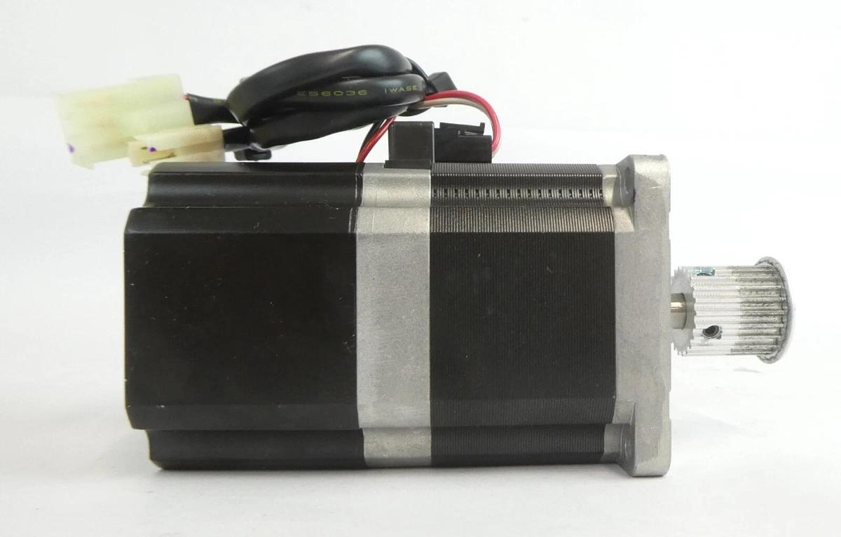 Used Sanyo Denki 103H7832-10B2 Stepping Motor StepSyn Working Surplus
