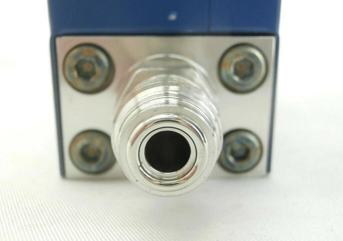 Used SAM Hitachi Metals SFC480C Mass Flow Controller MFC SFC-480C 20 CCM He Working