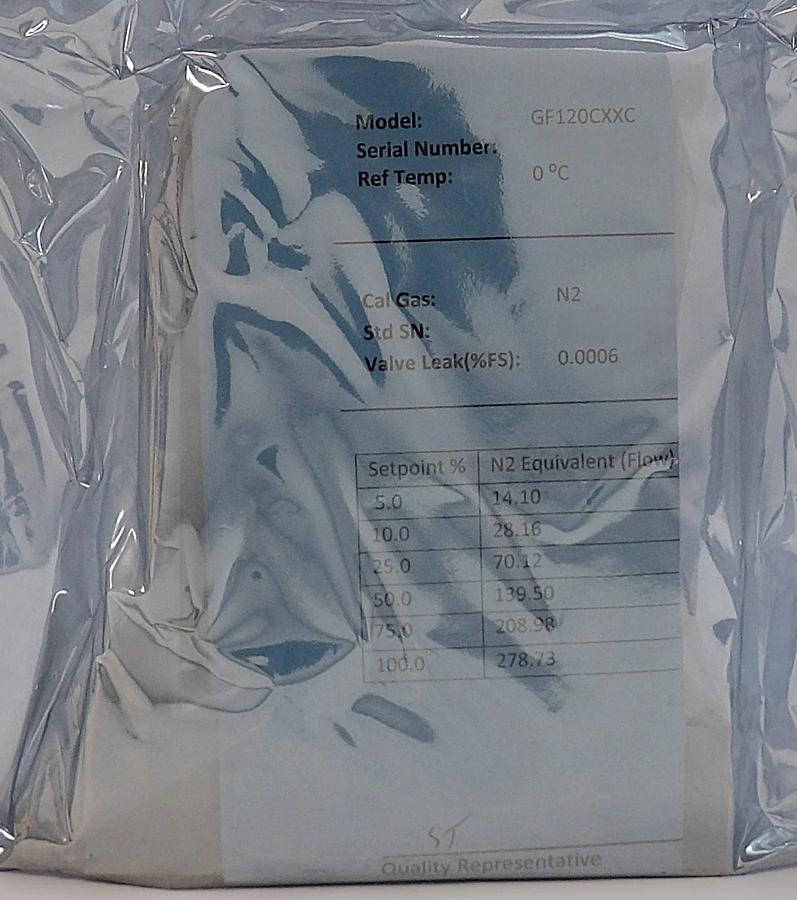 Brooks Instrument GF120C-109832 Mass Flow Controller MFC 50 SCCM CHF3 New